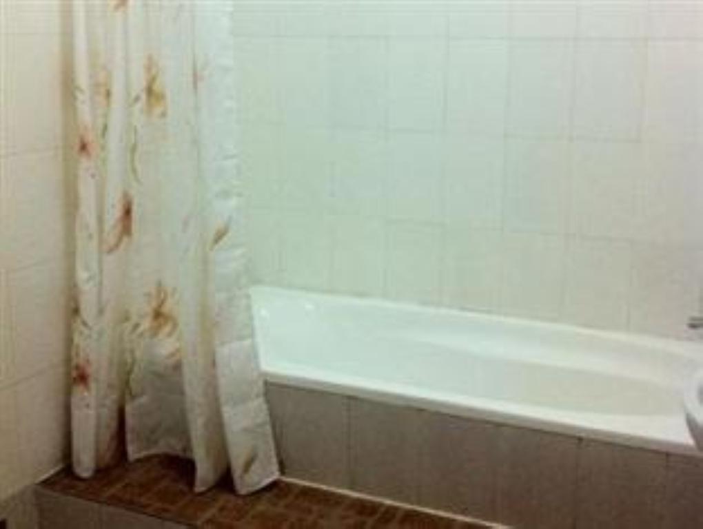 Royal Guest House Phnom Penh Bagian luar foto