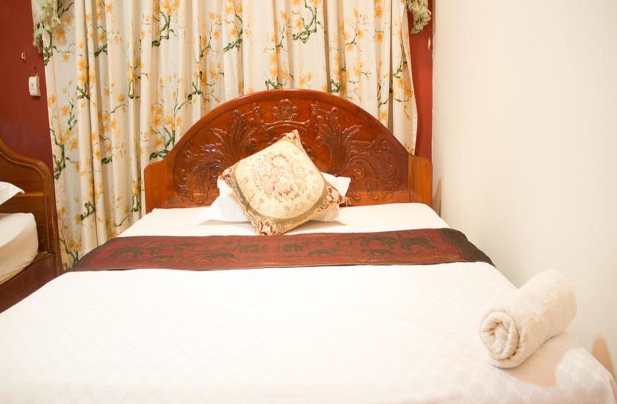 Royal Guest House Phnom Penh Bagian luar foto